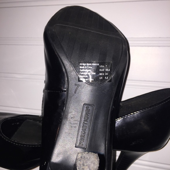 Predictions Patent Leather Peep Toe Heels Black 7 - Picture 7 of 7